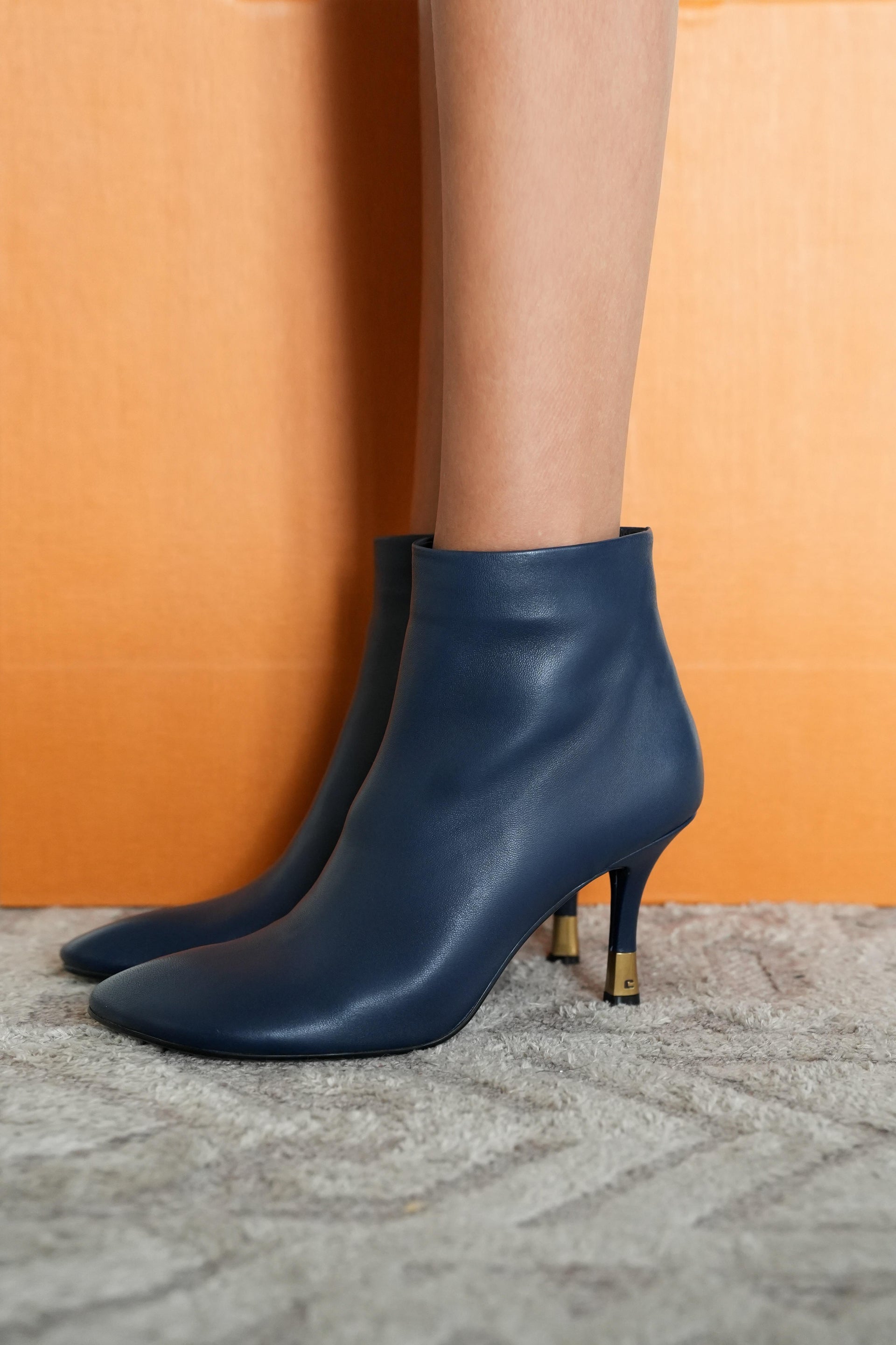 stivaletto in pelle 050T84BK003 LOLA CRUZ