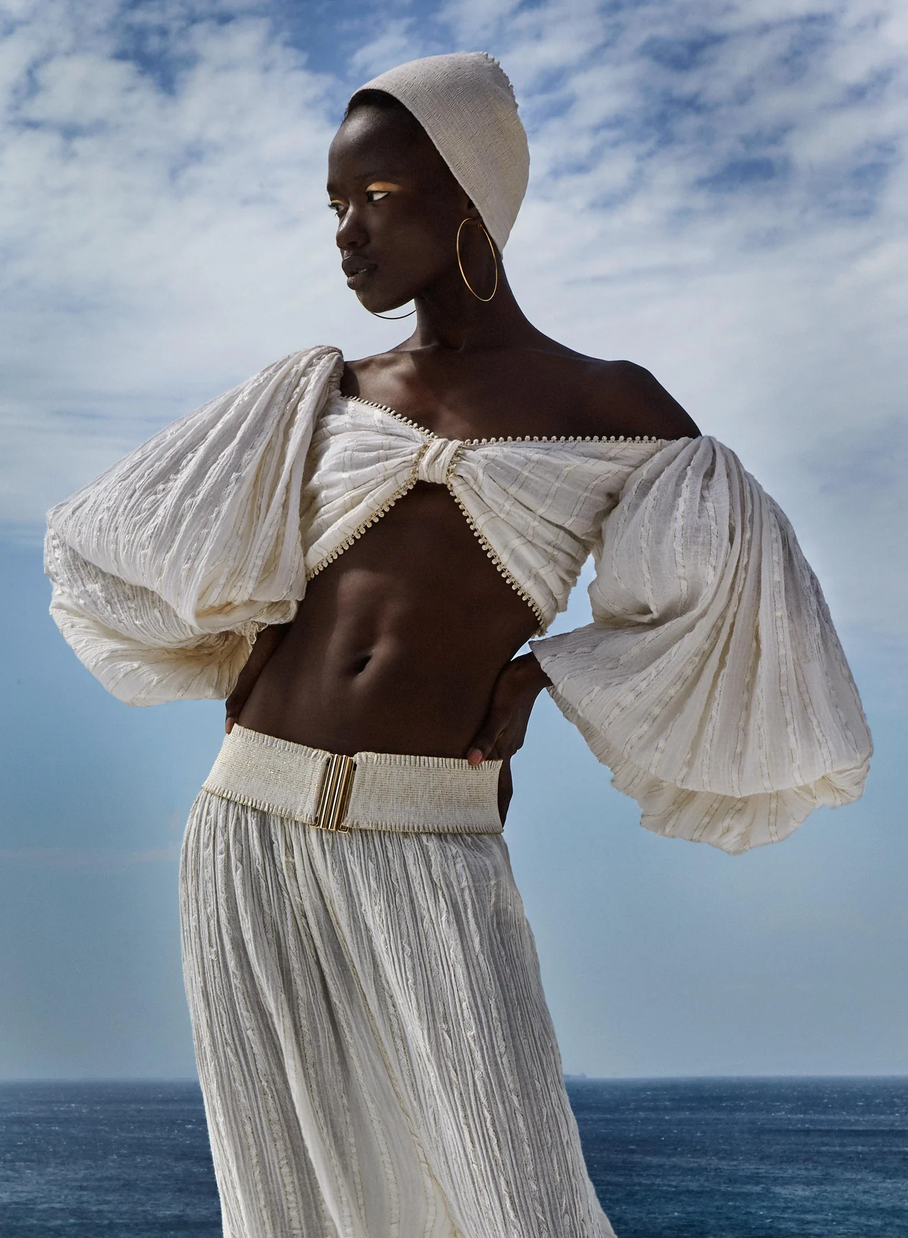 top crop con manica lunga a sbuffo 