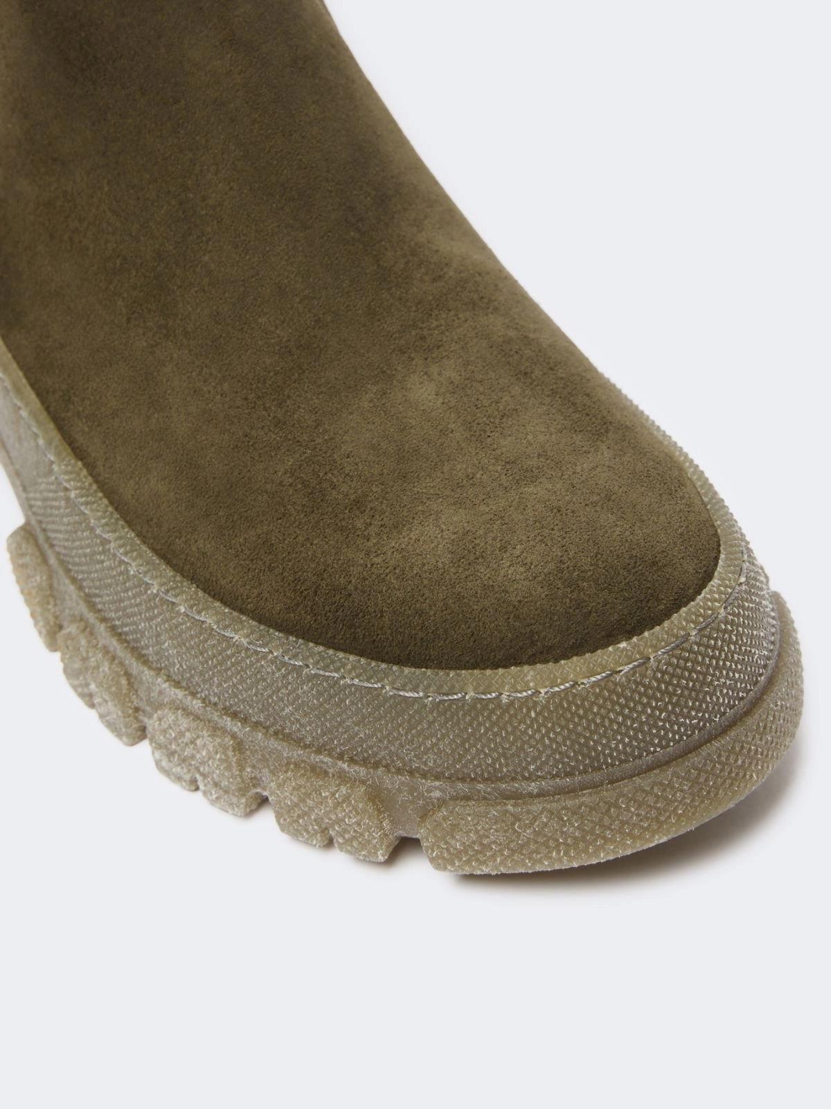 Chelsea boot in pelle scamosciata GENEPI006 MAXMARA