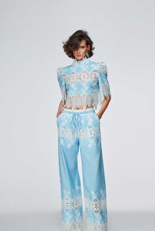 Top azzurro 