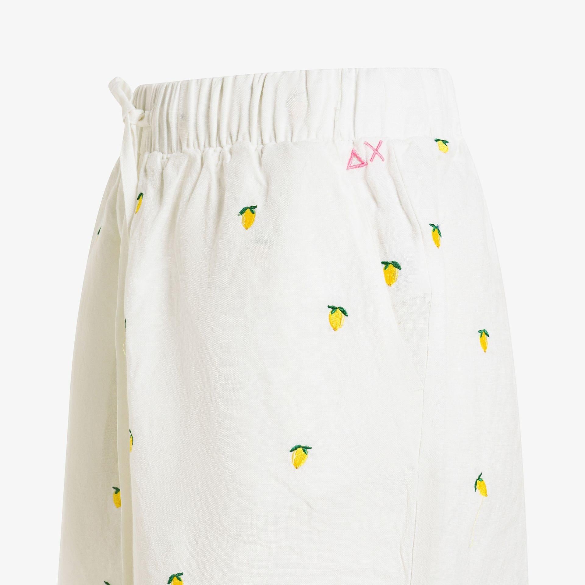 shorts in cotone con ricami S36252005 SUN68