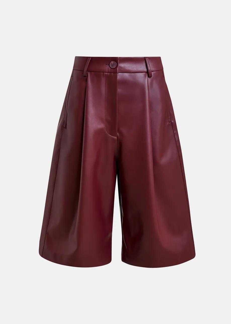 Pantaloncini bermuda bordeaux in pelle ecologica ITOP002 ESSENTIEL