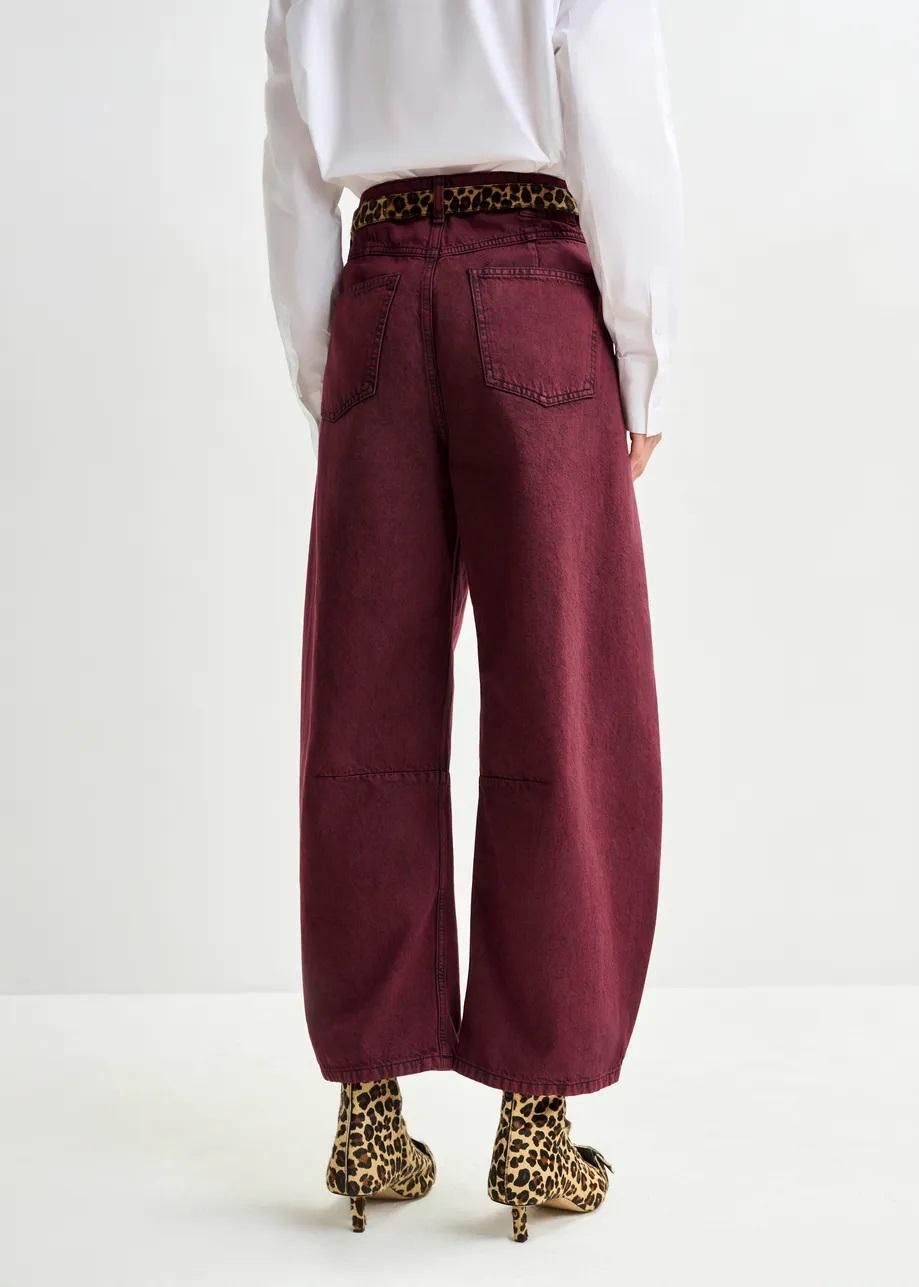 Jeans con gamba a botte in cotone biologico tinto in capo bordeaux IMPRESSIVE002 ESSENTIEL