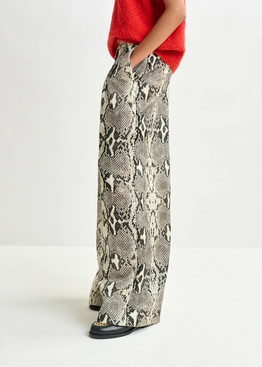 Pantaloni a gamba larga verdi, beige e neri con stampa serpente IZPACHO025 ESSENTIEL
