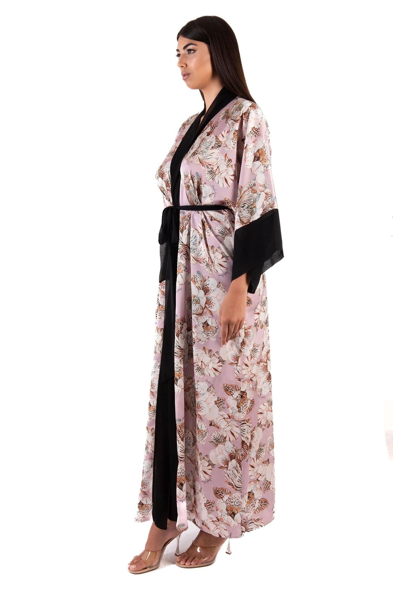 Kimono lungo fantasia con bordi a contrasto 