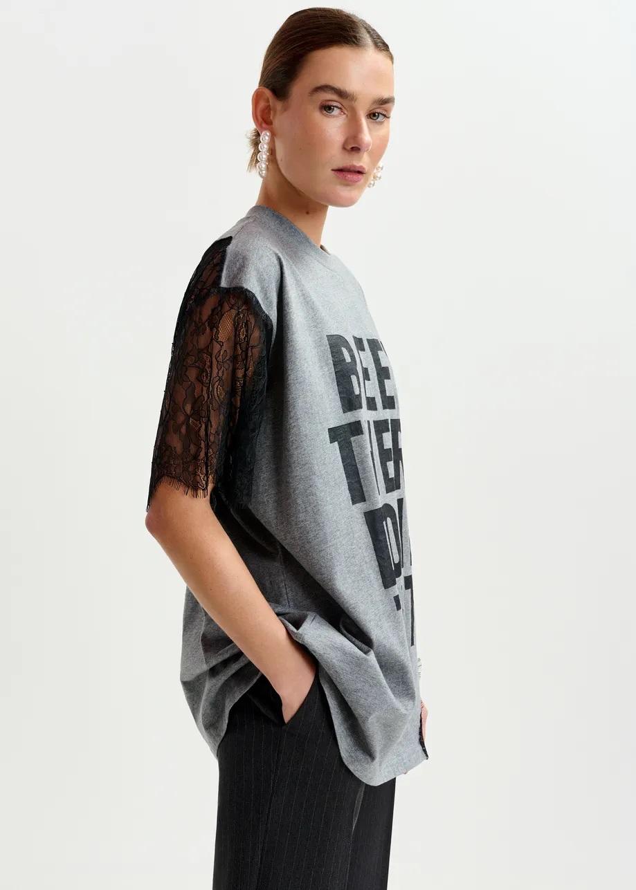 T-shirt grafica in cotone grigia e nero con dettagli in pizzo IBABY004 ESSENTIEL