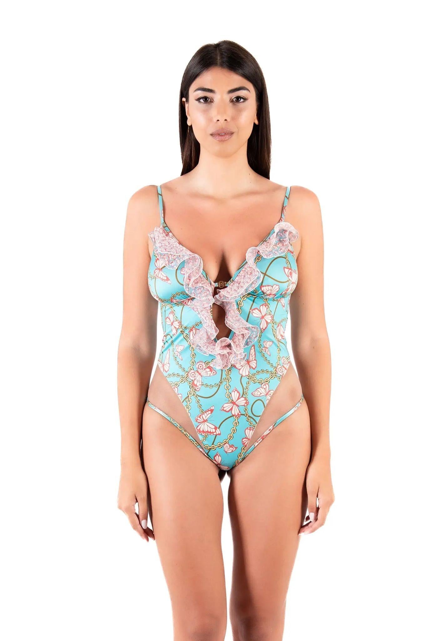 Body costume intero fantasia con rouches e accessorio logato 