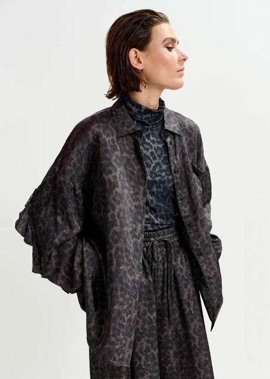 Camicia marrone e nera oversize con stampa leopardata e volant ILORIN000 ESSENTIEL