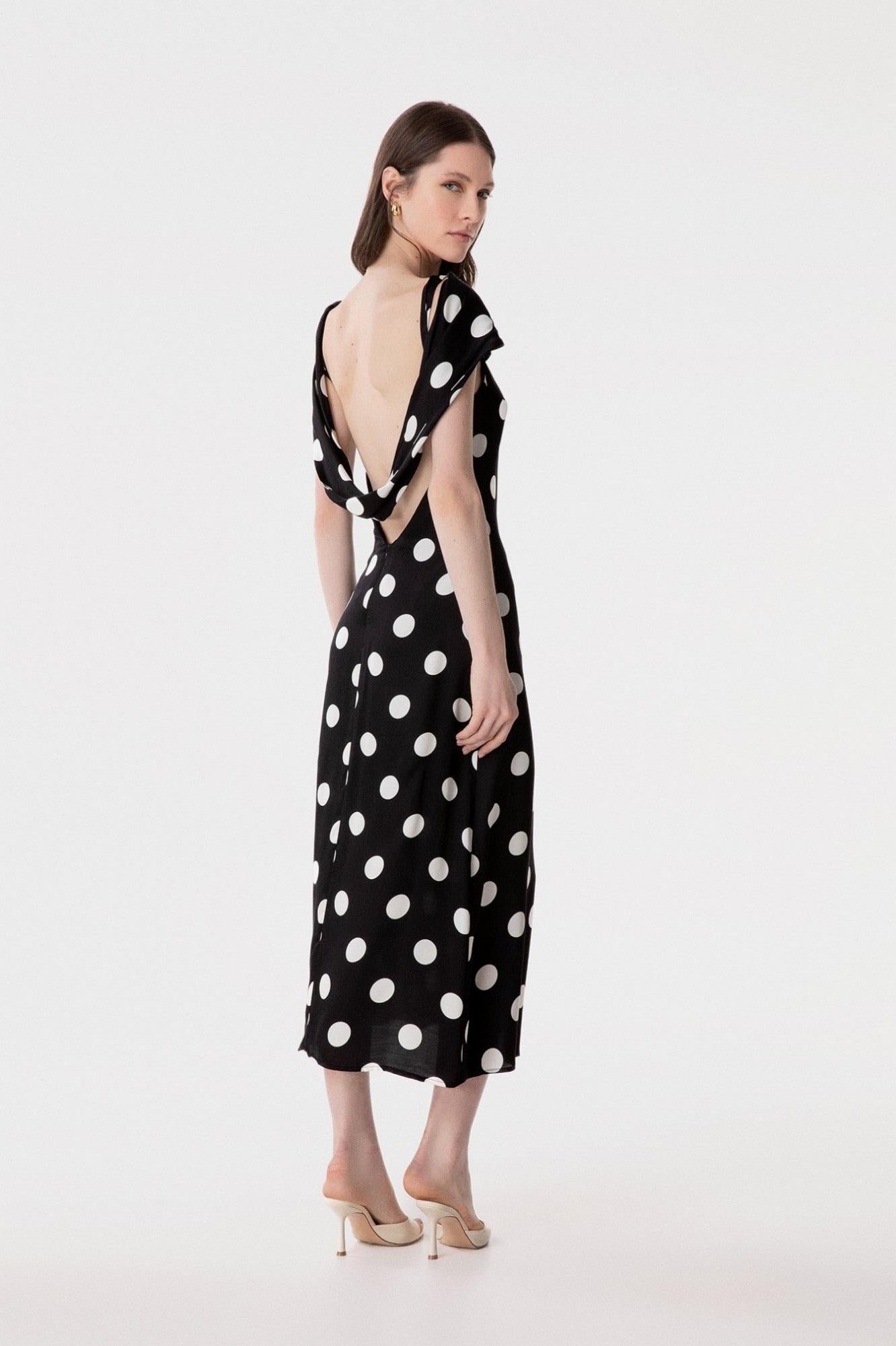abito midi con scollatura dietro 