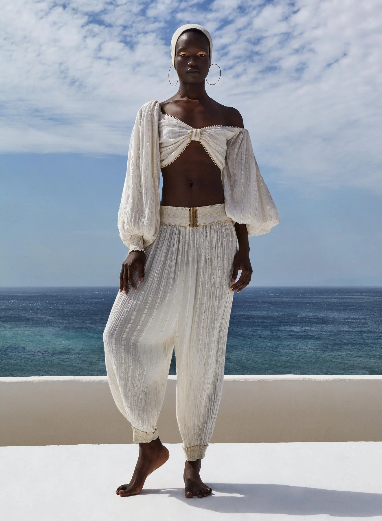 top crop con manica lunga a sbuffo 
