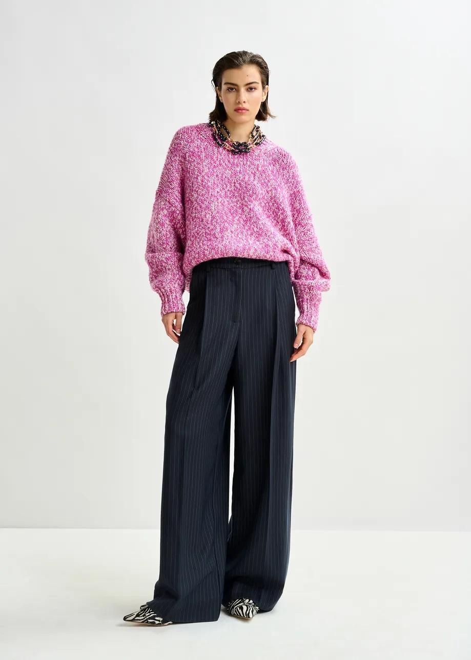 Pantaloni gessati a gamba larga blu navy e bianchi. INVEST003 ESSENTIEL