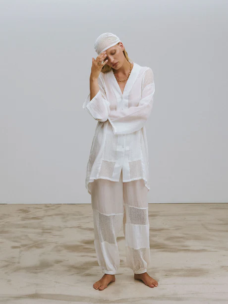 Camicia oversize dalla silhouette fluida 